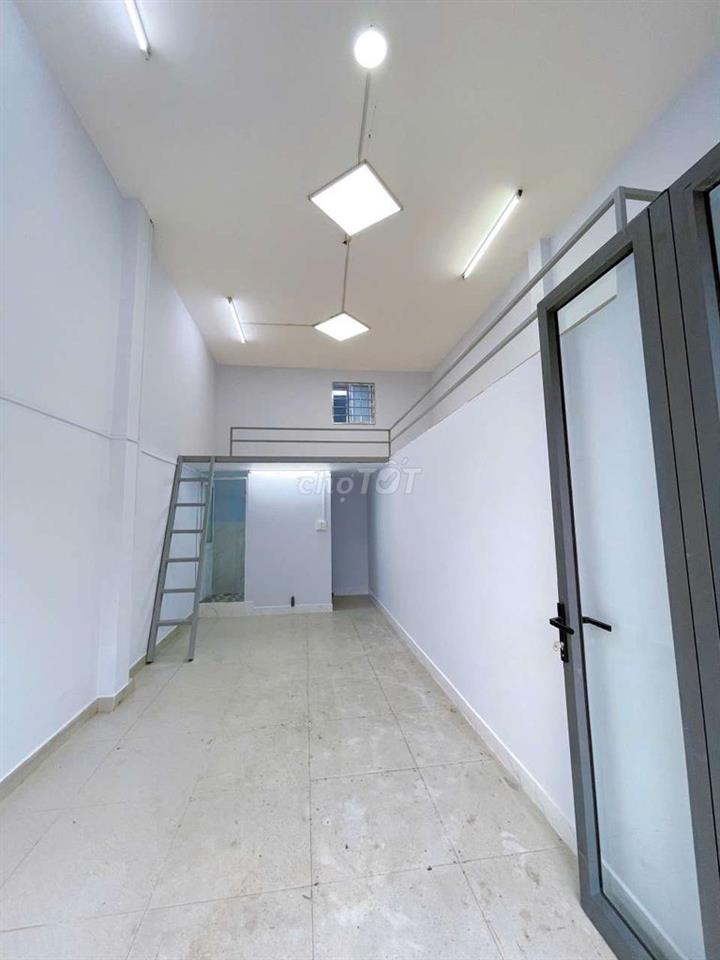 Mặt bằng mặt tiền Thoại Ngọc Hầu ngay ngã tư Bốn xã quận Tân Phú