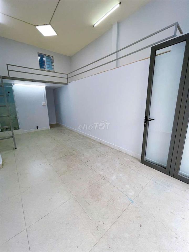 Mặt bằng mặt tiền Thoại Ngọc Hầu ngay ngã tư Bốn xã quận Tân Phú