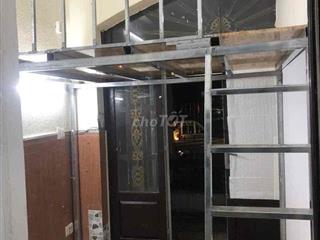 Nhà mặt tiền Tô ký- đối điện Cổng PMQT, Sinh Đi bộ đi học , An Toàn.