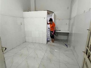 Mới trống phòng, không gác, gác, máy lạnh, khu trọ thoáng mát.