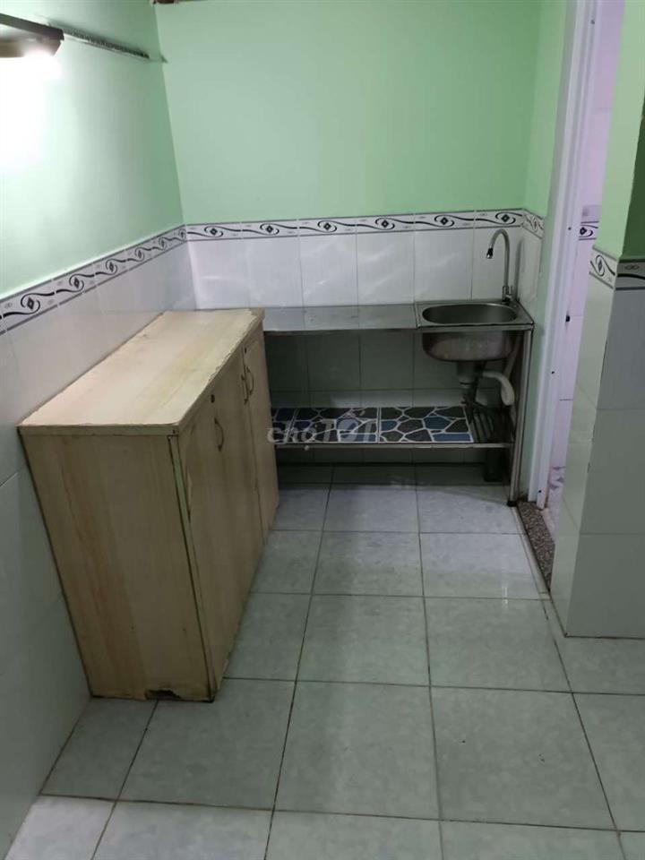 cho thuê phòng có máy lạnh