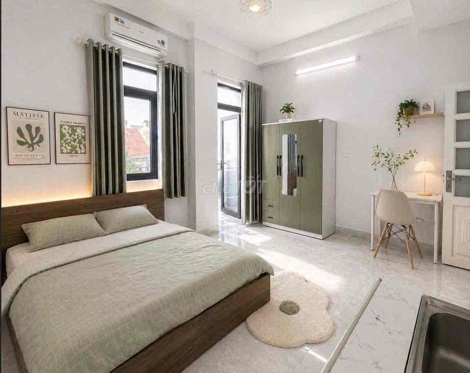 Phòng Ban công Giá Rẻ đầy đủ nội thất Tân sơn nhì