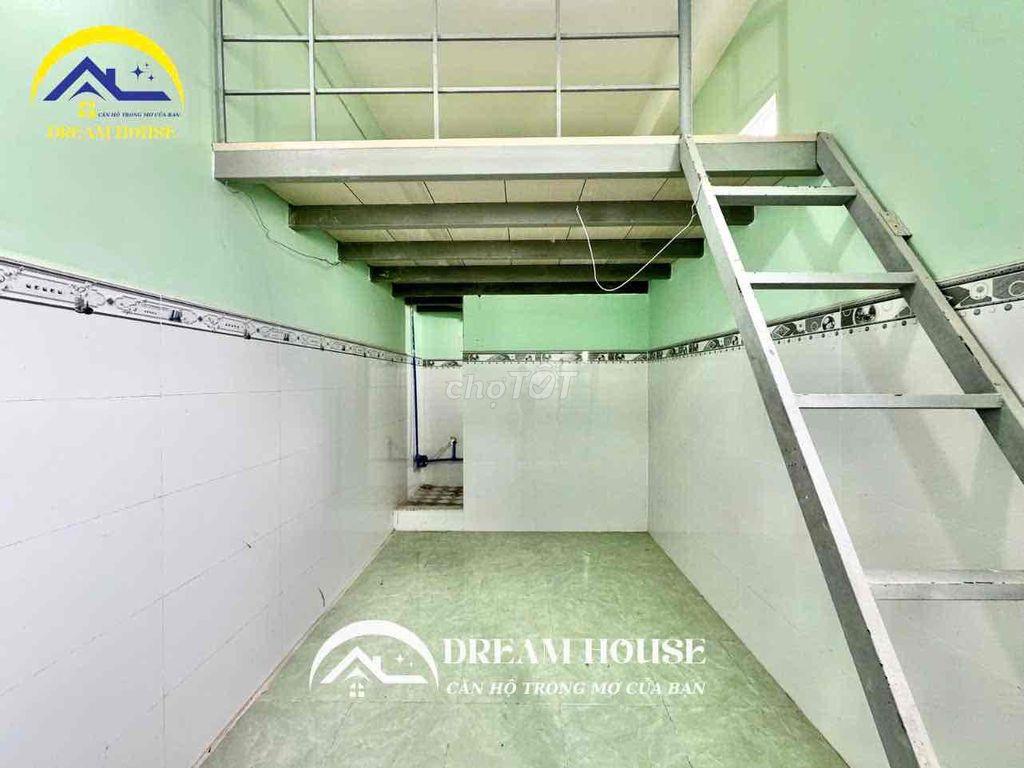 PHÒNG GẦN TRƯỜNG ĐH VĂN HIẾN VÀ ĐẦM SEN