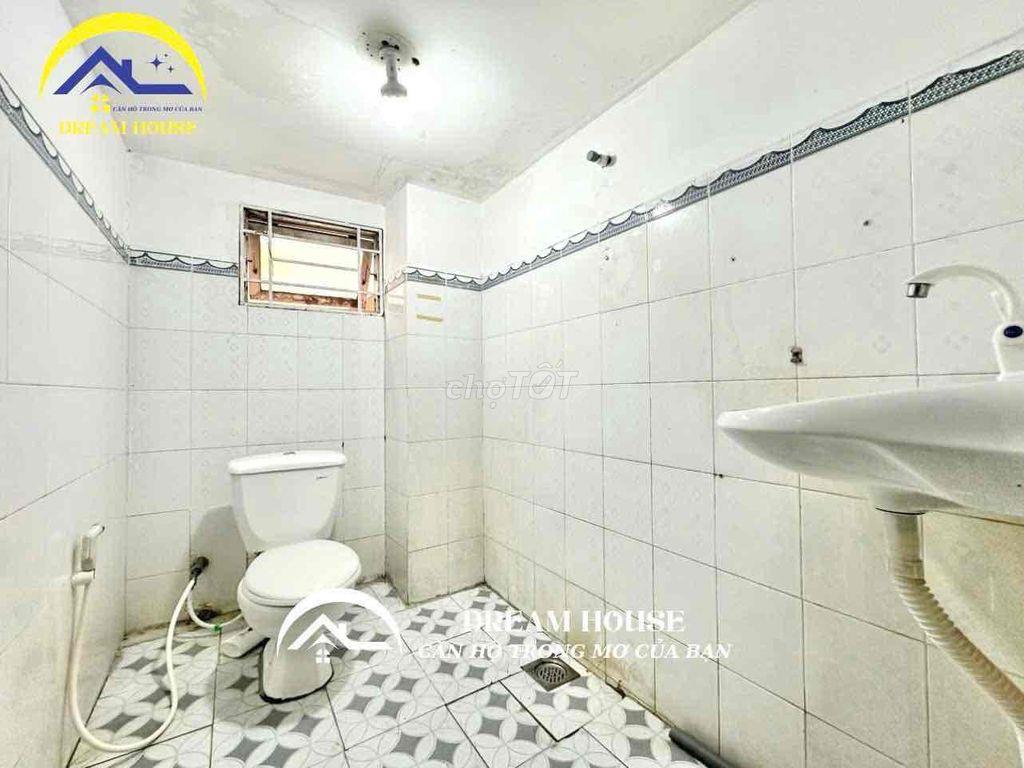 Ngay Phú Thọ Hoà giá rẻ cực FULL NT cách VHU 5p đi xe thui nha
