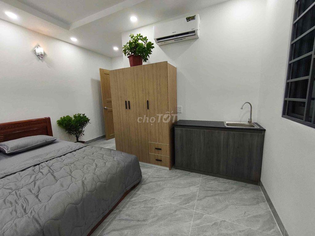 Cực đẹp STUDIO full nội thất có cửa sổ trời gần Âu Cơ - Luỹ Bán Bích
