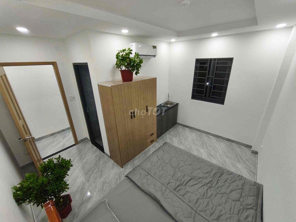 Cực đẹp STUDIO full nội thất có cửa sổ trời gần Âu Cơ - Luỹ Bán Bích