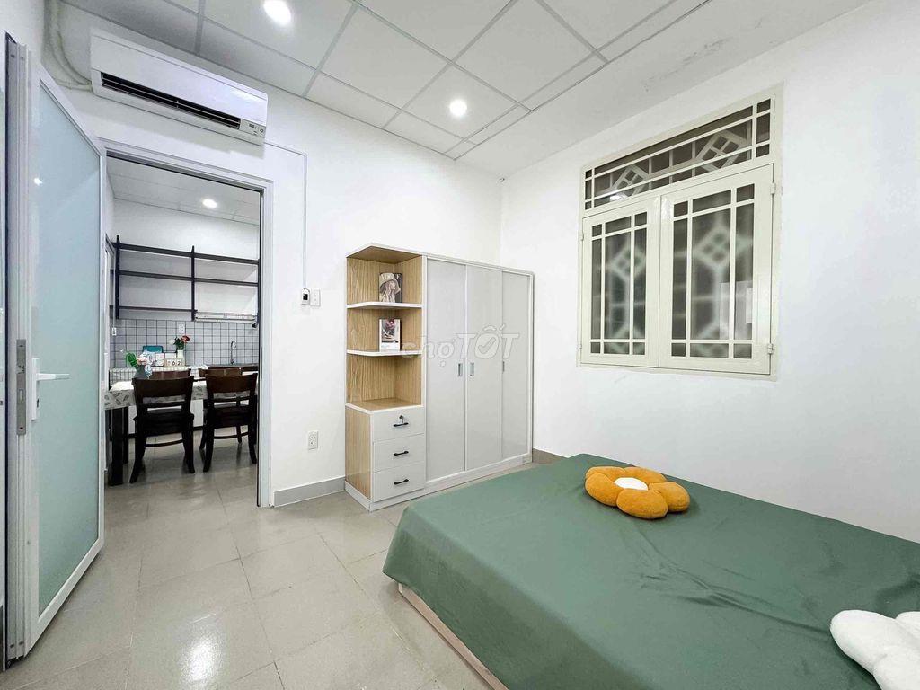 Căn hộ 1PN tách bếp Full nội thất gần VHU Âu Cơ - LBB