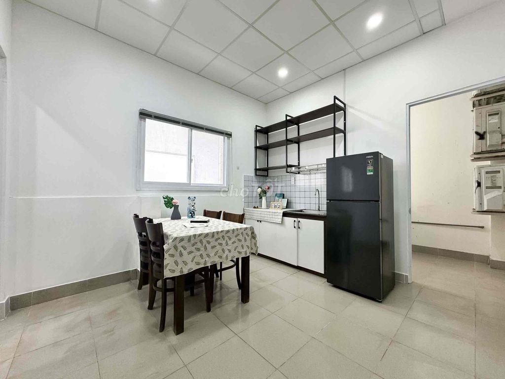 Căn hộ 1PN tách bếp Full nội thất gần VHU Âu Cơ - LBB