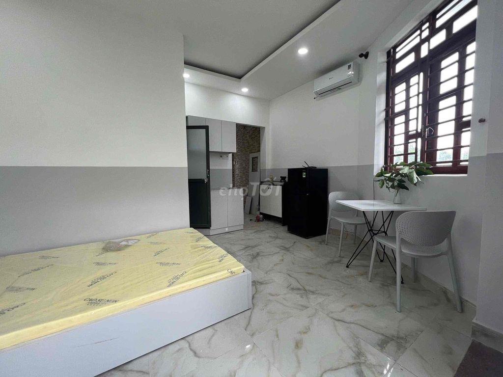 Siêu phẩm Studio Bancol riêng rộng Full NT Bờ Bao Tân Thắng - TP
