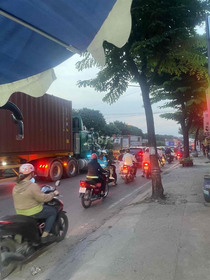 Cho thuê mặt bằng kinh doanh buôn bán giá rẽ bình tân
