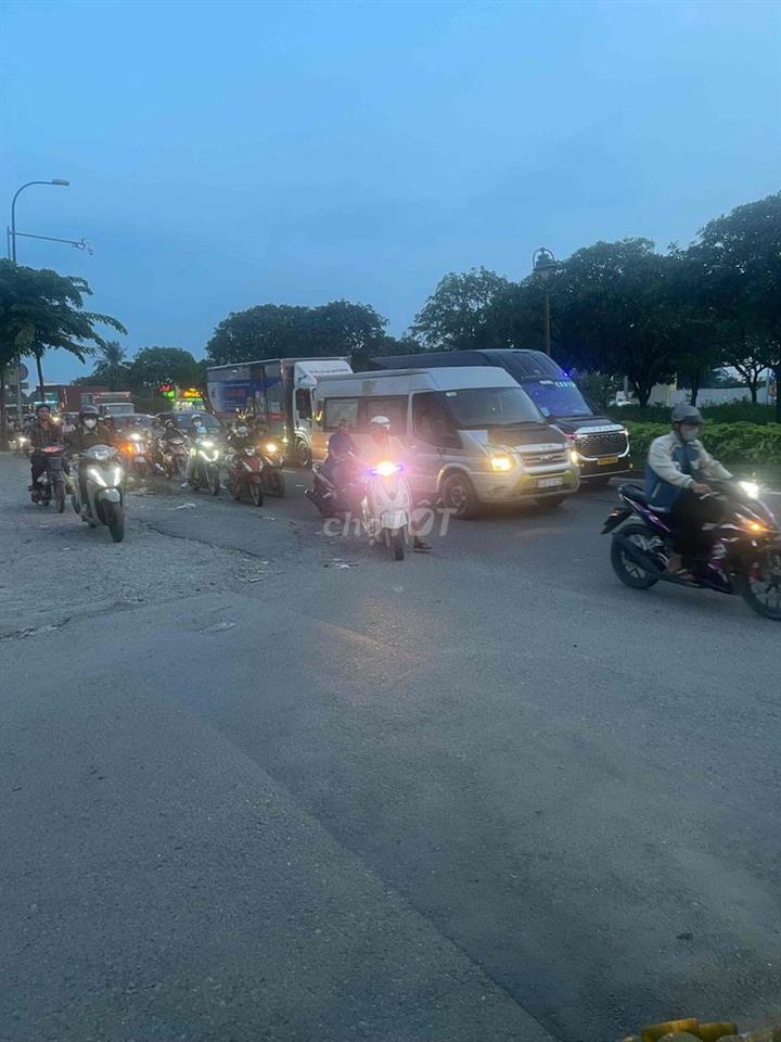Cho thuê mặt bằng kinh doanh buôn bán giá rẽ bình tân
