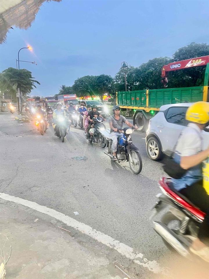 Cho thuê mặt bằng giá rẽ bình tân,tỉnh lộ 10