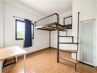 CHO THUÊ PHÒNG CỬA SỔ TRỜI-GÁC CAO ĐỨNG ĐƯỢC GẦN HOÀ BÌNH,ĐH VĂN HIẾN