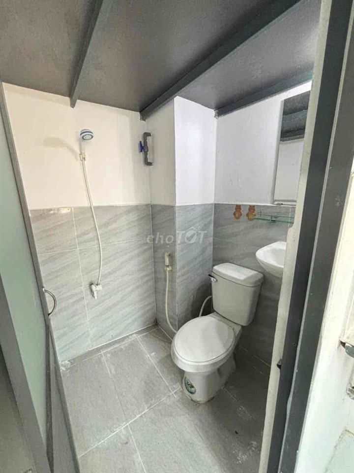 CHO THUÊ PHÒNG GIÁ RẺ-SẠCH SẼ-THANG MÁY GIỮA ĐH VĂN HIẾN&CÔNG THƯƠNG