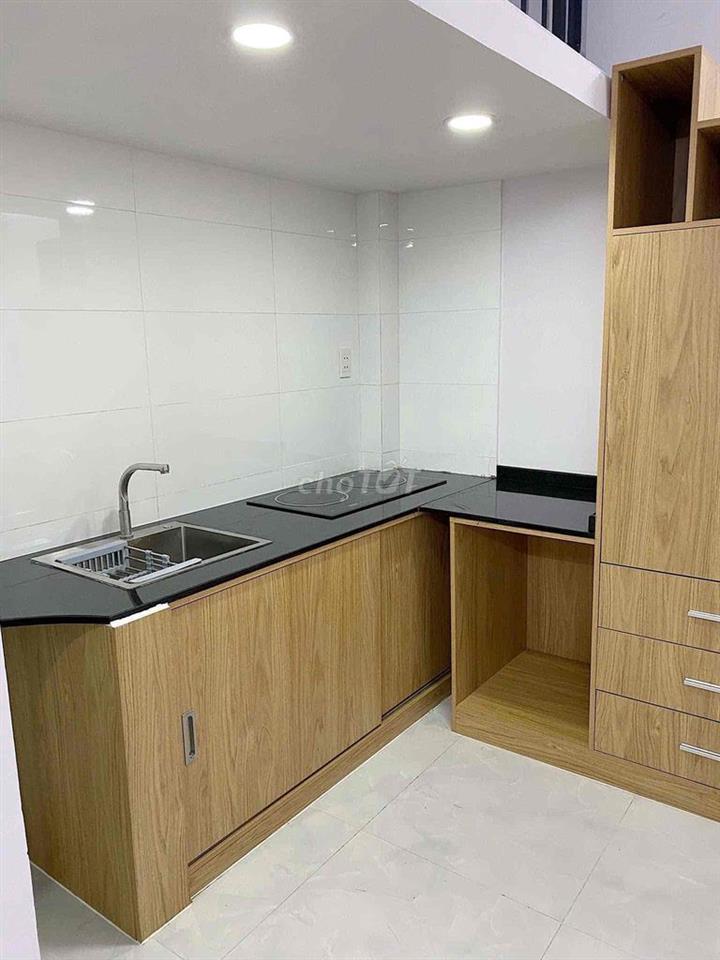CHO THUÊ PHÒNG FULL NỘI THẤT CỬA KÍNH NGAY THOẠI NGỌC HẦU,ÂU CƠ,ĐH VH