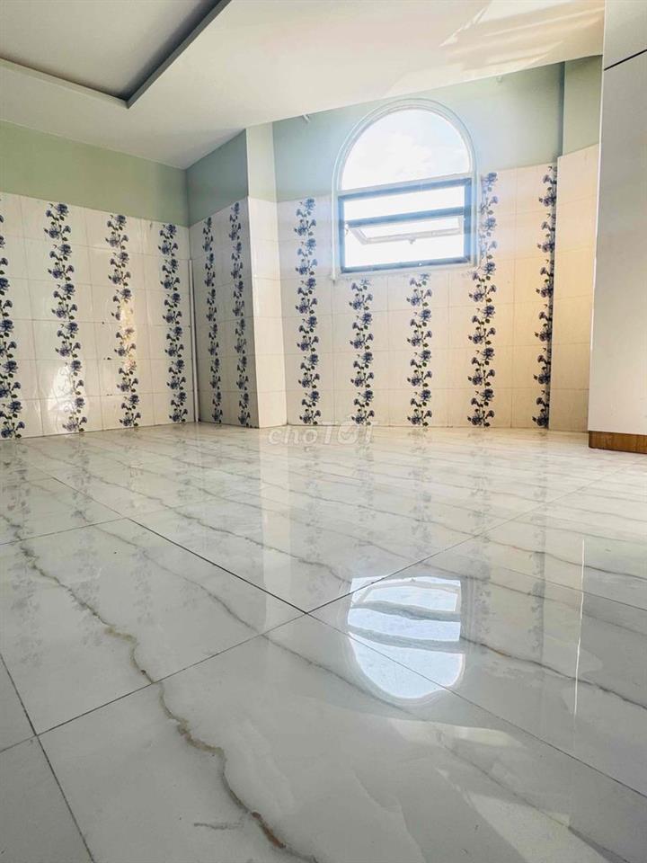 PHÒNG SIÊU RỘNG - SẴN MÁY LẠNH - THANG MÁY