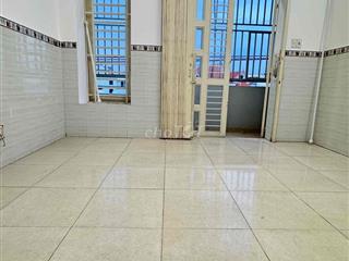 CHO THUÊ NGUYÊN TẦNG 2 - 3PN - 1 BẾP - 1WC