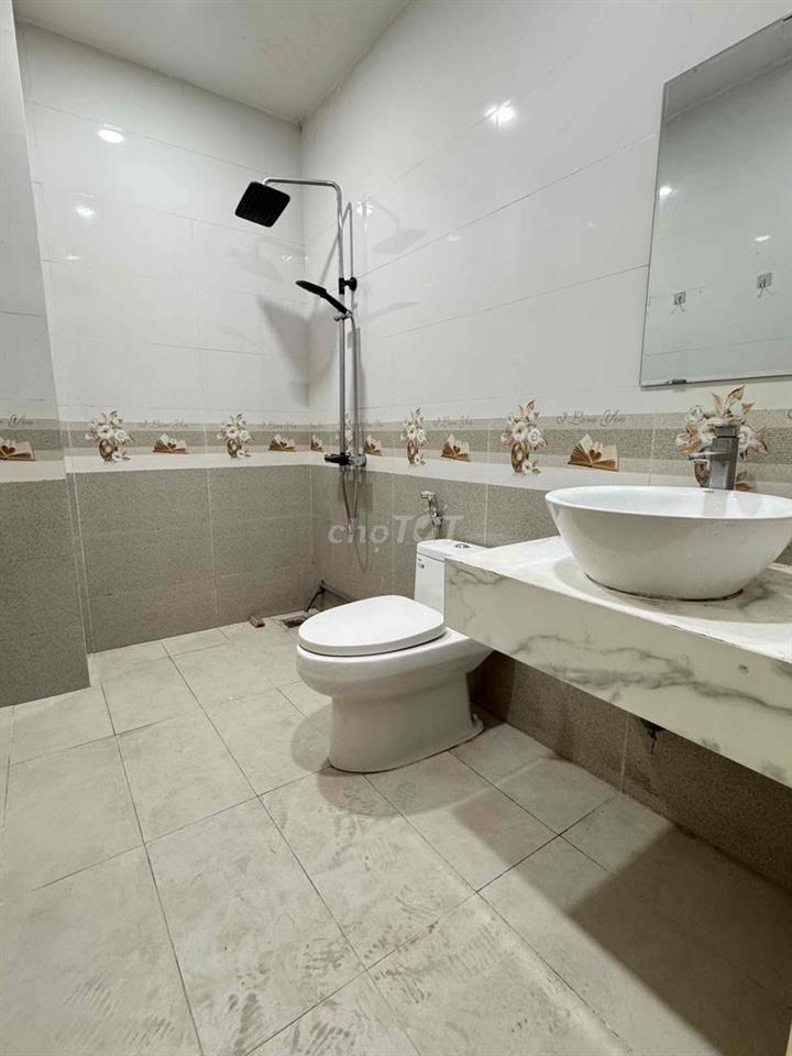 CHO THUÊ NGUYÊN TẦNG 1 - 2PN - 1 BẾP - 1WC