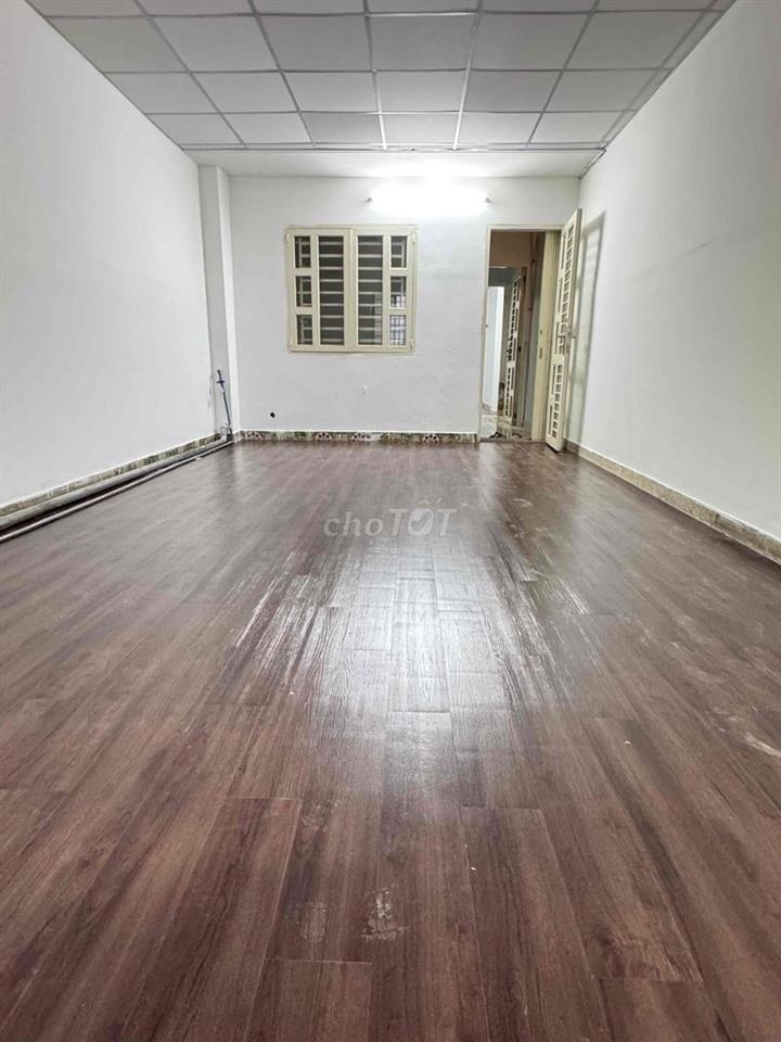 PHÒNG SIÊU LỚN - 2PN - 1WC - KHU TÊN LỬA
