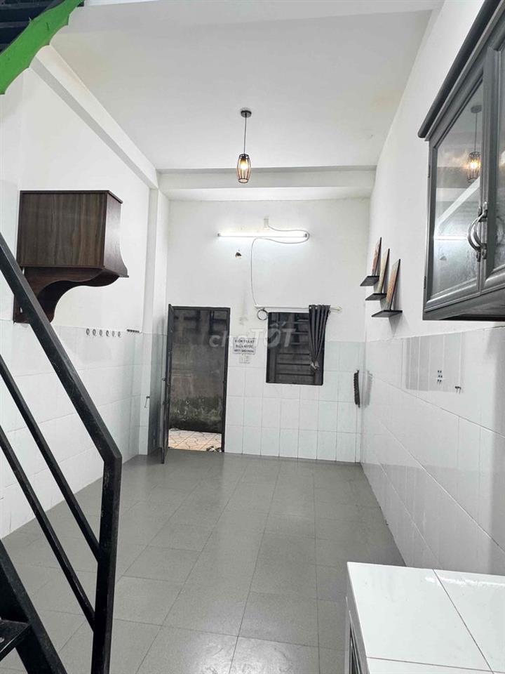 PHÒNG BAN CÔNG -  1 TRỆT - 1 LẦU - 2WC