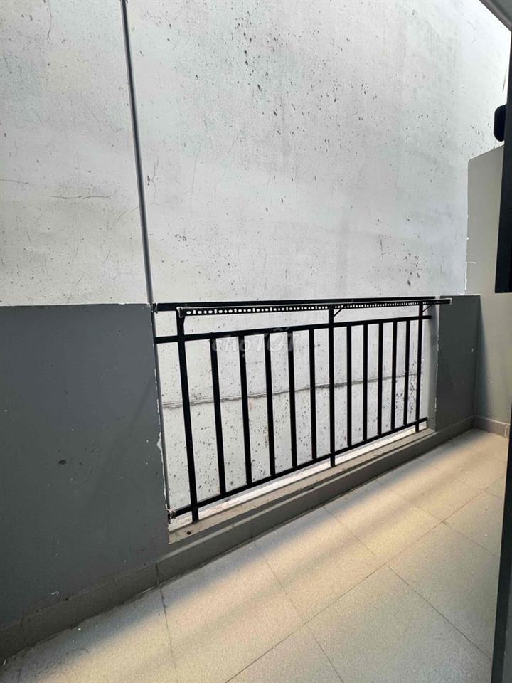 PHÒNG BAN CÔNG -  1 TRỆT - 1 LẦU - 2WC