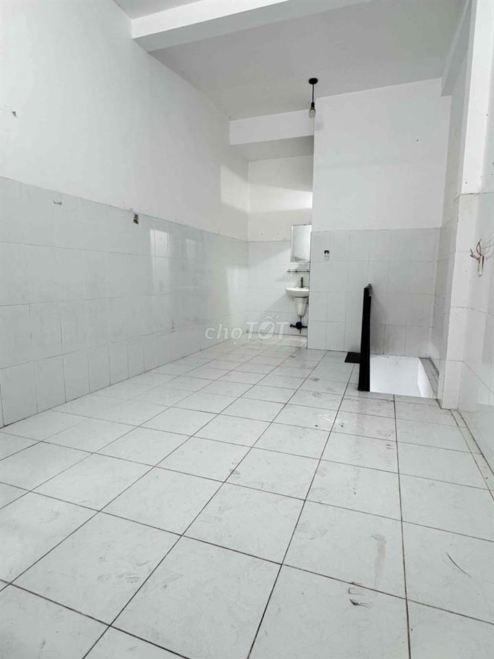 PHÒNG BAN CÔNG -  1 TRỆT - 1 LẦU - 2WC