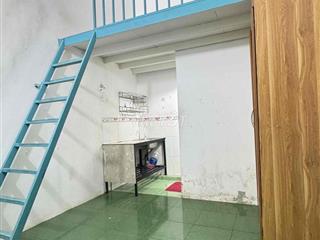 PHÒNG - SẴN MÁY LẠNH - TỦ ĐỒ
