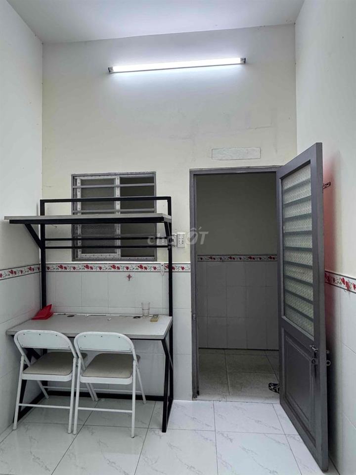 PHÒNG SẴN MÁY LẠNH - THANG MÁY