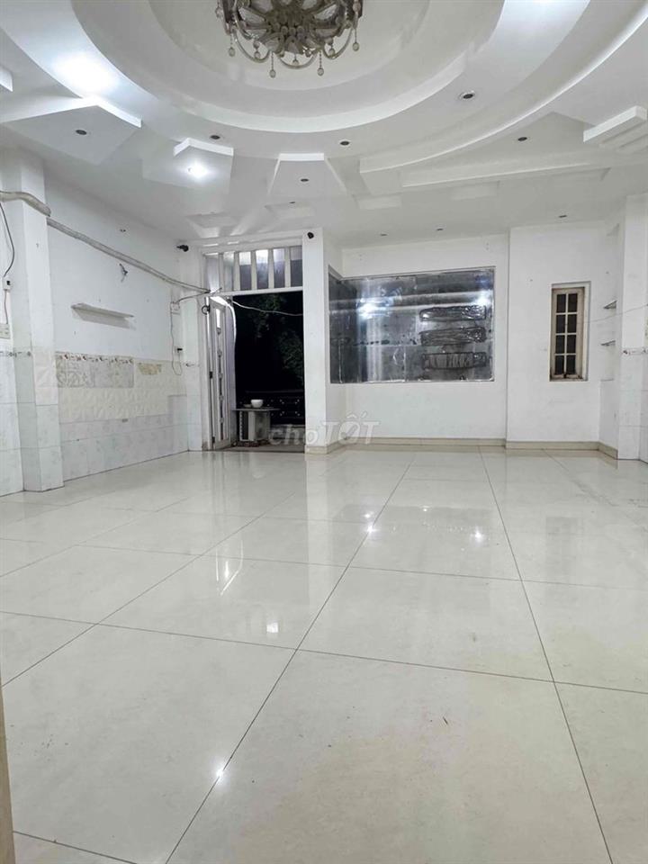 PHÒNG BAN CÔNG ( 78m2 ) - MÁY LẠNH - 1PN - 1WC