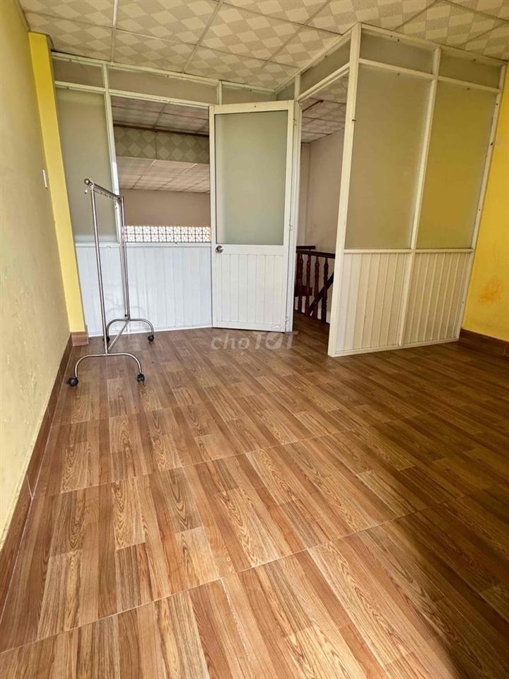 NHÀ NGUYÊN CĂN ( 4x14m ) - 2PN ( 1 KÍN + 1 HỞ ) - 2WC - BAN CÔNG
