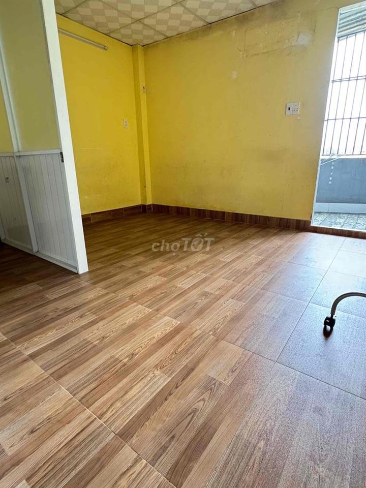 NHÀ NGUYÊN CĂN ( 4x14m ) - 2PN ( 1 KÍN + 1 HỞ ) - 2WC - BAN CÔNG