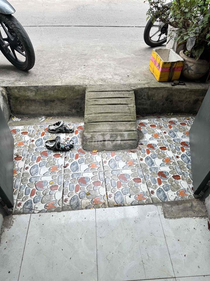 CHO THUÊ NHÀ NHỎ NGUYÊN CĂN - 1 TRỆT - 1 GÁC - 1WC - BAN CÔNG