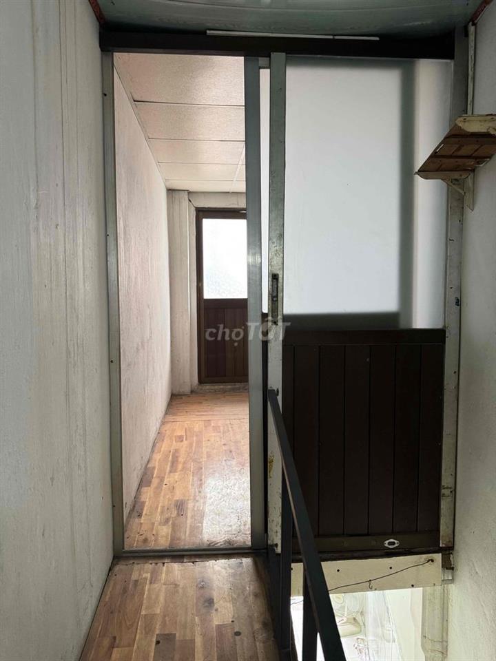CHO THUÊ NHÀ NHỎ NGUYÊN CĂN - 1 TRỆT - 1 GÁC - 1WC - BAN CÔNG