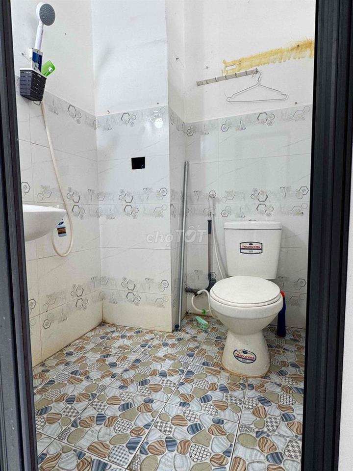 PHÒNG CÓ GÁC - SẴN MÁY LẠNH, TỦ LẠNH, KỆ TỦ BẾP