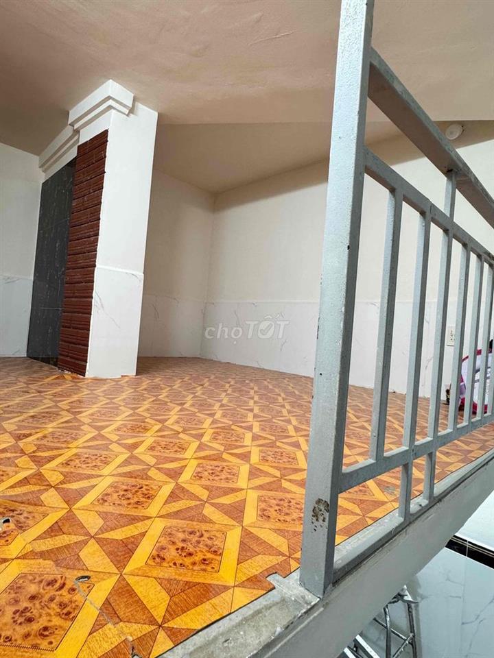 TẦNG TRỆT - NHƯ NHÀ NGUYÊN CĂN - SẴN MÁY LẠNH