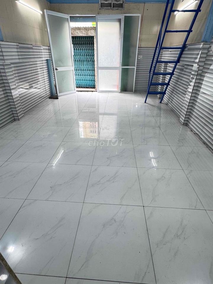 CHO THUÊ CĂN TẦNG TRỆT - LỐI ĐI RIÊNG BIỆT - GIỐNG NHƯ NHÀ