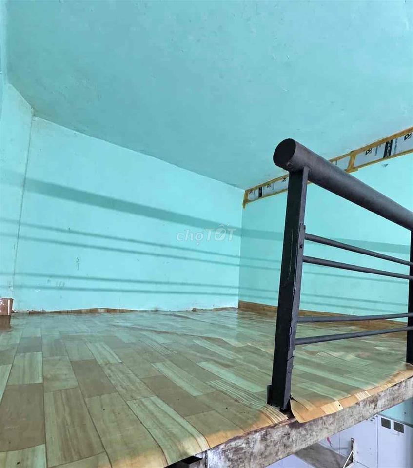 TẦNG TRỆT - CÓ GÁC - GIỜ GIẤC TỰ DO