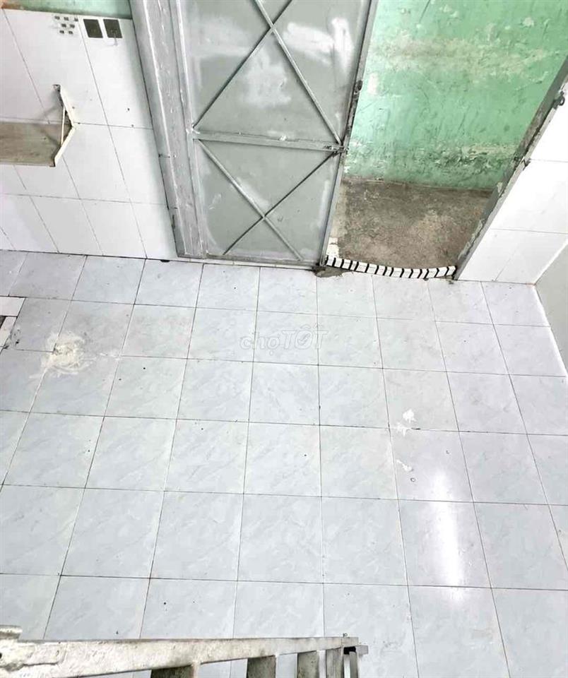 TẦNG TRỆT - CÓ GÁC - GIỜ GIẤC TỰ DO