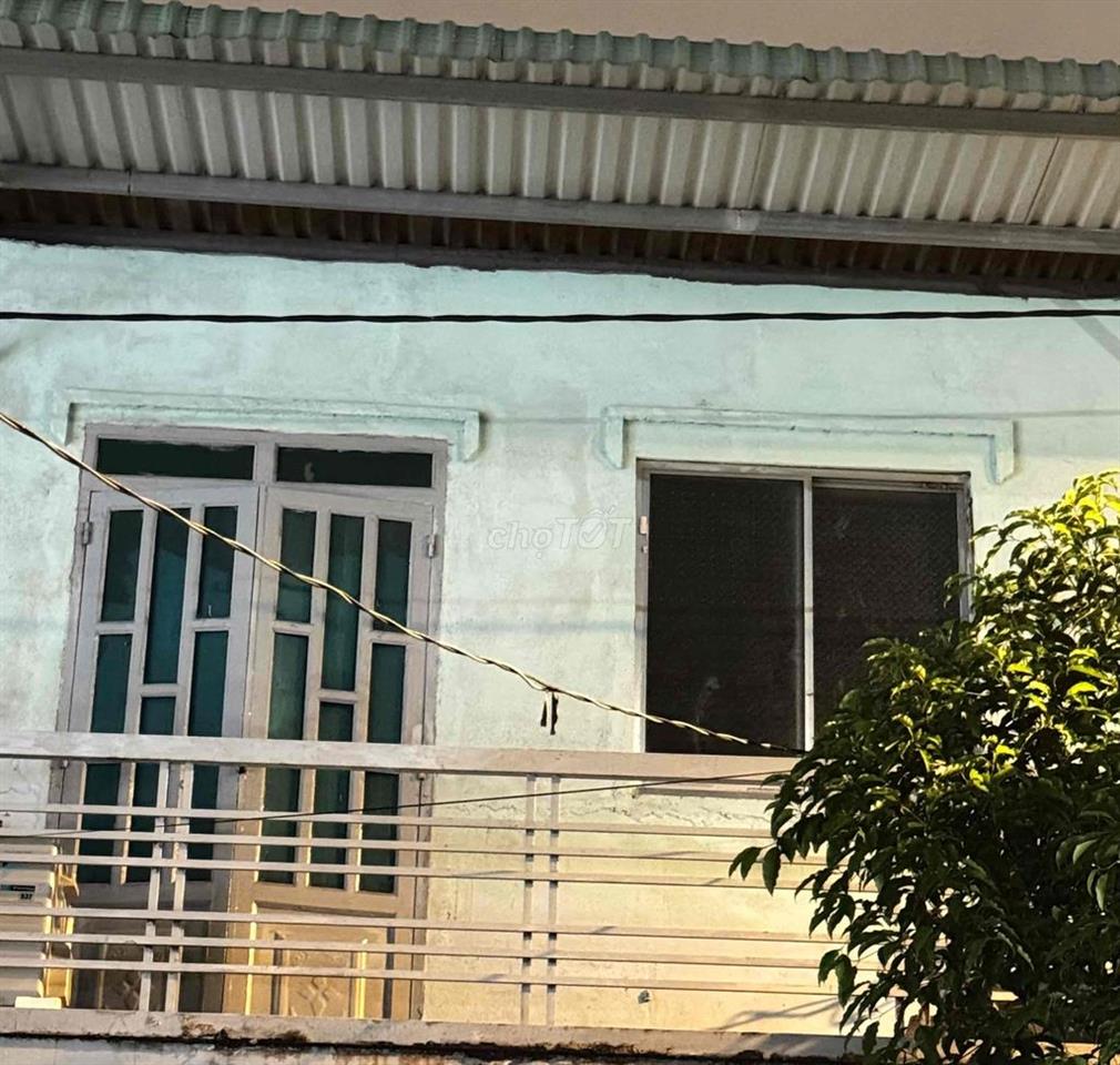 MẶT TIỀN - NHÀ NGUYÊN CĂN