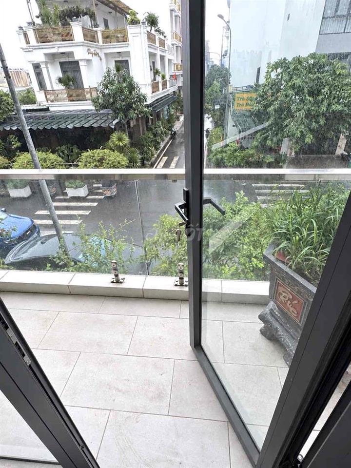 PHÒNG BAN CÔNG 60m2 - 1PN + 1PK + 1WC