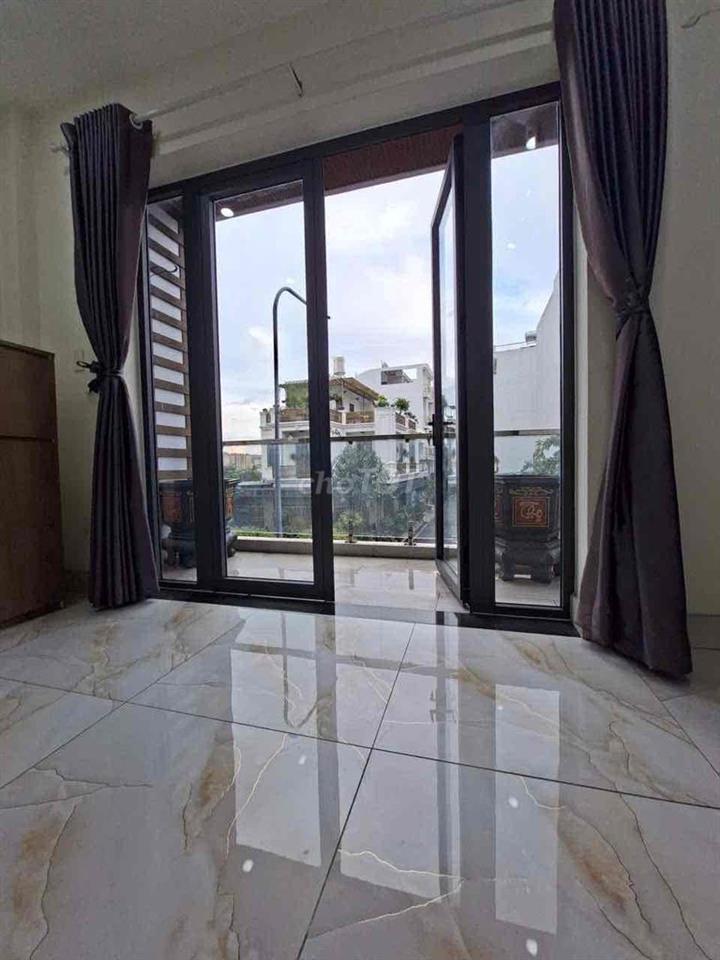 PHÒNG BAN CÔNG 60m2 - 1PN + 1PK + 1WC