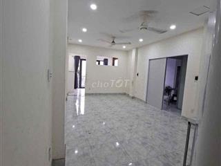 PHÒNG BAN CÔNG 60m2 - 1PN + 1PK + 1WC