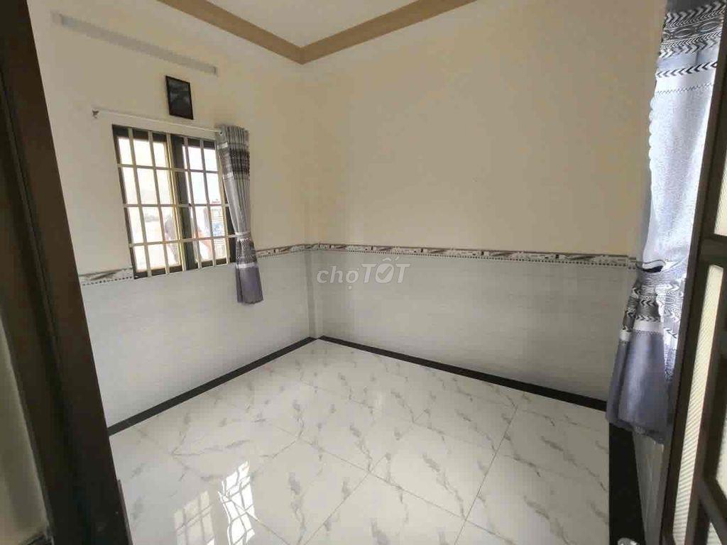4PN 3WC Âu Cơ gần ĐH Văn Hiến, KDC đông đúc