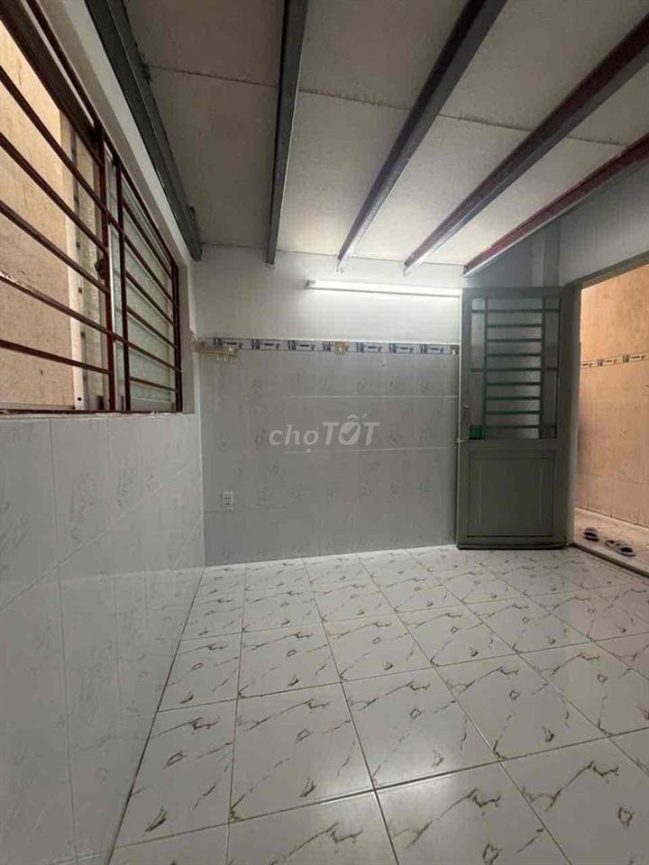 CHO THUÊ PHÒNG GÁC CỬA SỔ TRỜI GẦN ĐẠI HỌC CÔNG THƯƠNG AEON TÂN PHÚ
