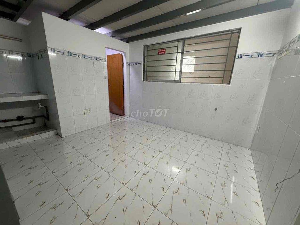 CHO THUÊ PHÒNG GÁC CỬA SỔ TRỜI GẦN ĐẠI HỌC CÔNG THƯƠNG AEON TÂN PHÚ
