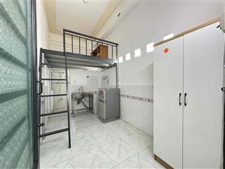 Cho thuê phòng gác nội thất đầy đủ giá rẻ gần Đại Học Văn Hiến