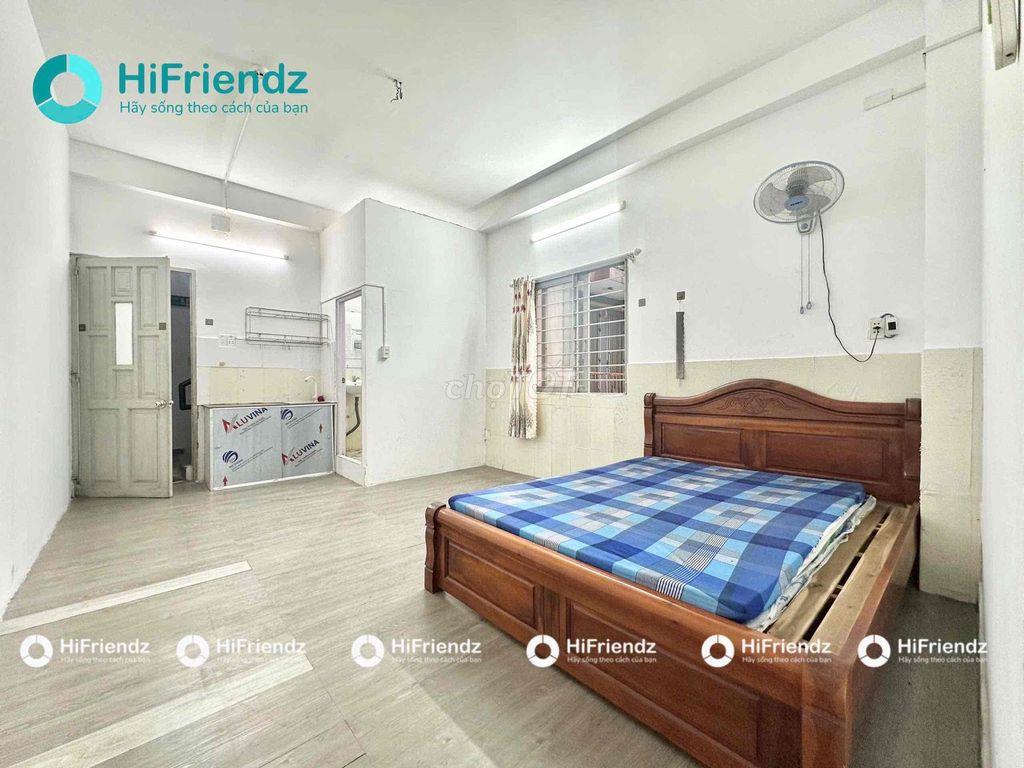 CHO THUÊ PHÒNG BAN CÔNG CỬA SỔ TRỜI ĐẦY ĐỦ NỘI THẤT GẦN VHU BÌNH LONG