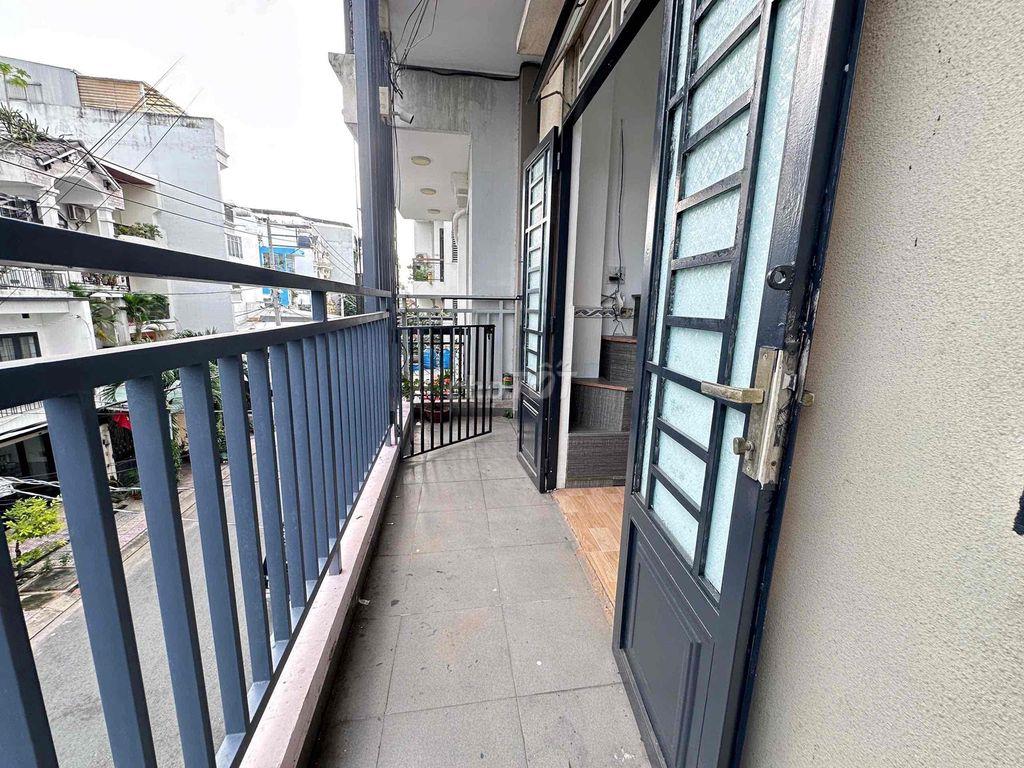 CHO THUÊ PHÒNG GÁC BAN CÔNG CỬA SỔ TRỜI ĐI BỘ ĐẠI HỌC CÔNG THƯƠNG
