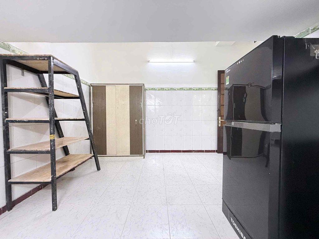 CHO THUÊ PHÒNG GÁC MÁY LẠNH TỦ LẠNH GẦN AEON TÂN PHÚ CÔNG THƯƠNG