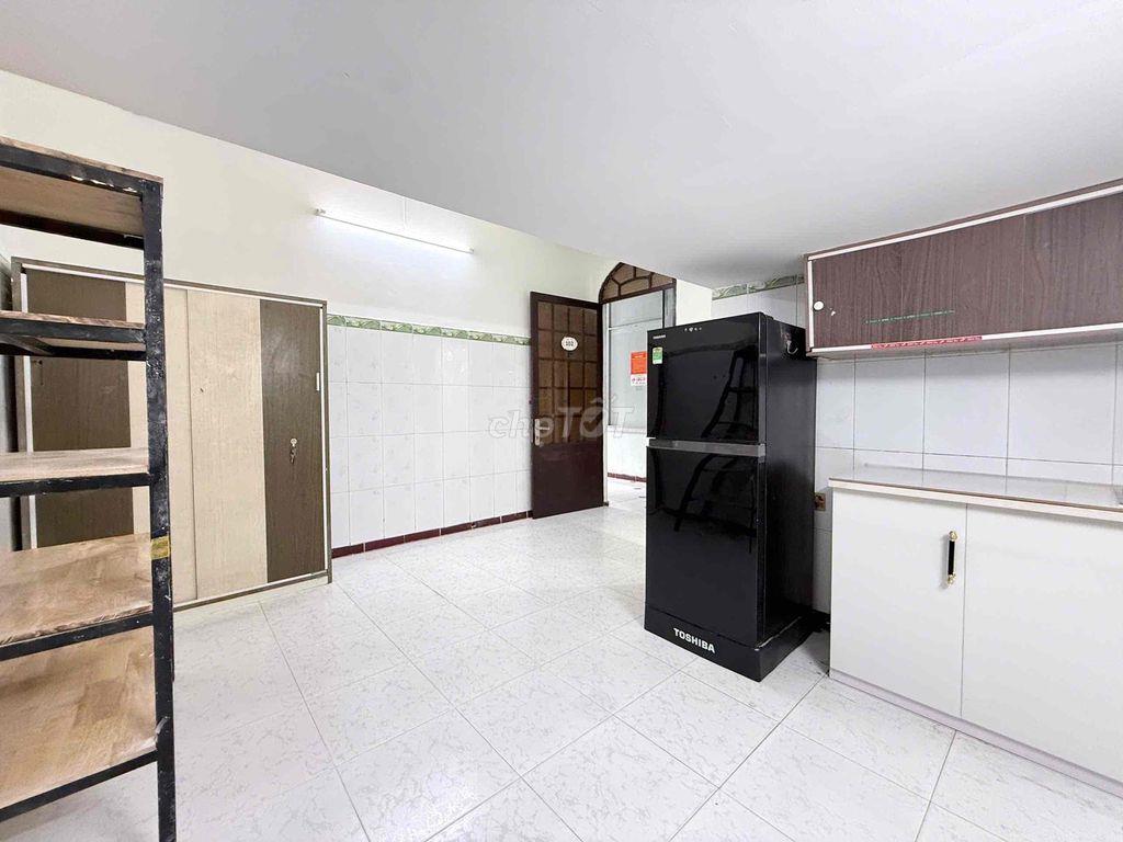 CHO THUÊ PHÒNG GÁC MÁY LẠNH TỦ LẠNH GẦN AEON TÂN PHÚ CÔNG THƯƠNG